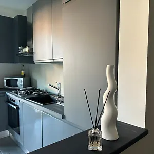 https://mikys-home.it-lombardy.com